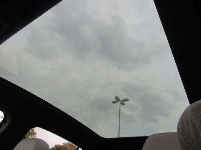 Used 2021 Volkswagen ID.4 Pro S w/ ID.4 Protection Package image 7