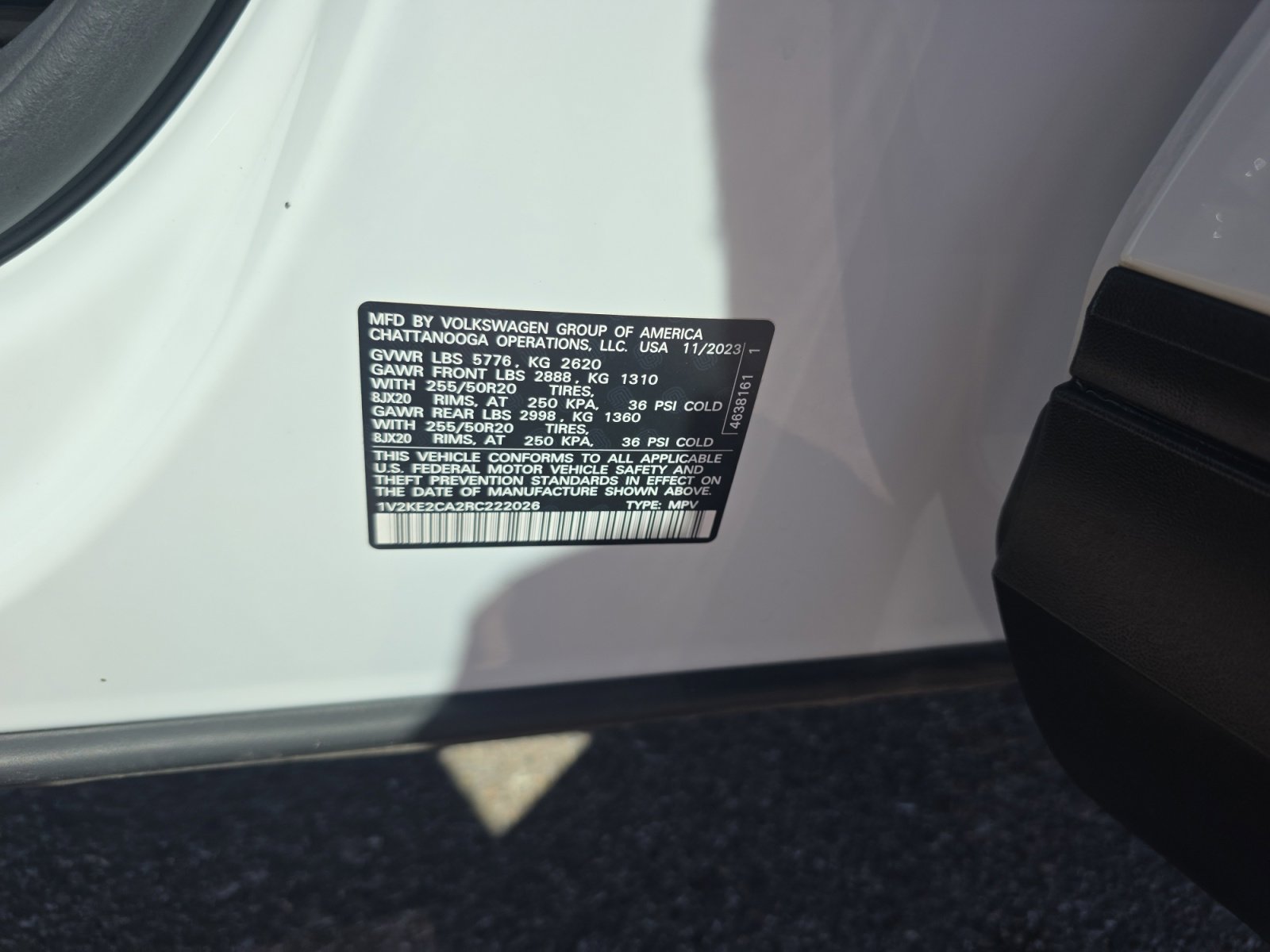 Used 2024 Volkswagen Atlas Cross Sport SE image 25