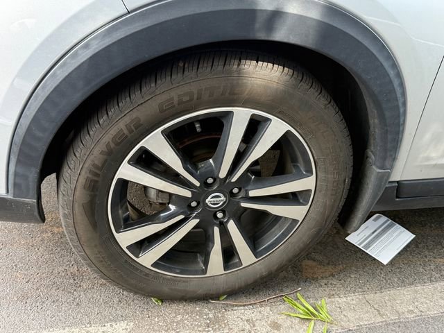 Used 2019 Nissan Kicks SV image 5