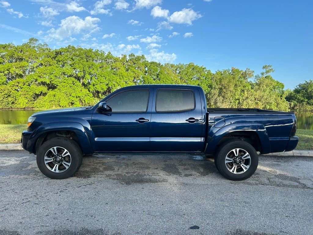 Used 2007 Toyota Tacoma PreRunner RWD image 2