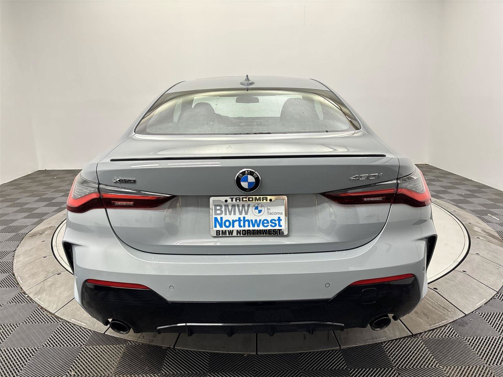 Used 2023 BMW 430i xDrive Coupe w/ M Sport Package AWD/4WD image 15