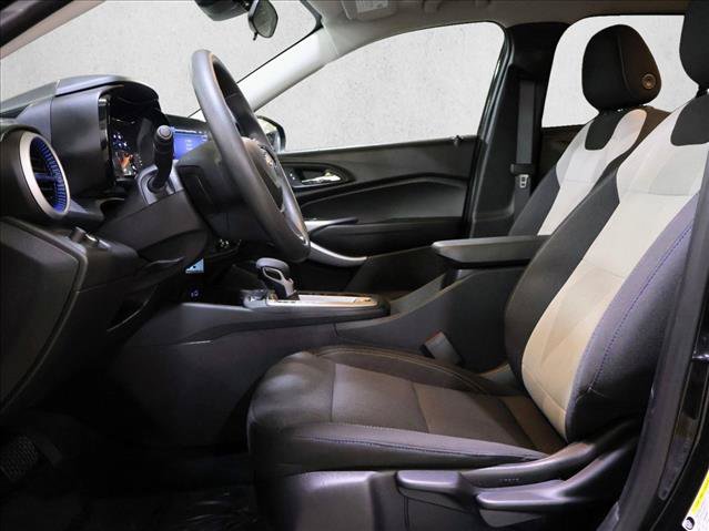 Used 2024 Chevrolet Trax LS w/ LS Convenience Package FWD image 19