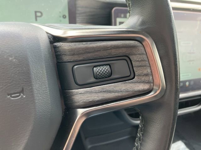 Used 2022 Rivian R1T Adventure image 16