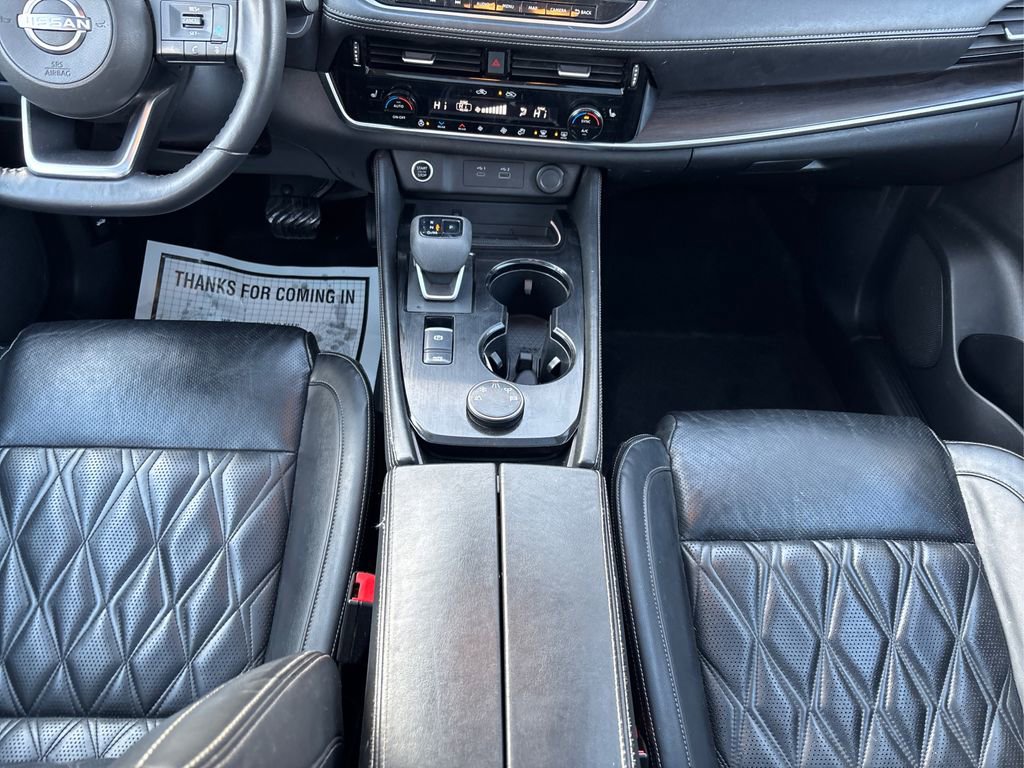 Used 2022 Nissan Rogue Platinum w/ Head-Up Display Package image 18