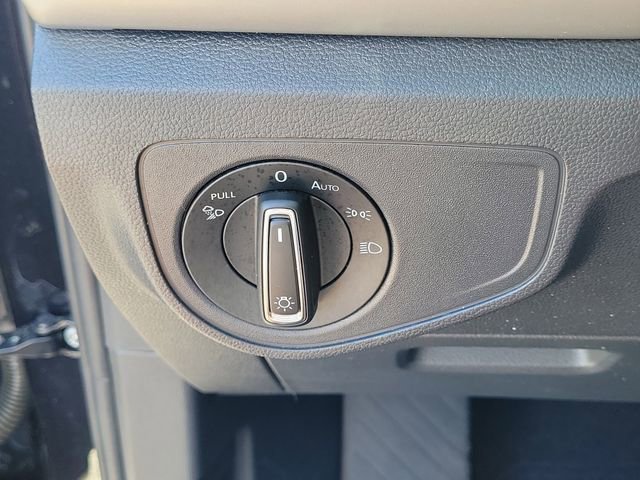 Certified 2022 Volkswagen Atlas SE FWD image 28