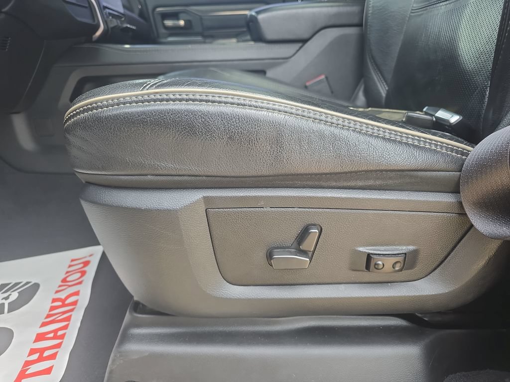 Used 2020 RAM 2500 Limited w/ Black Appearance Package AWD/4WD image 29