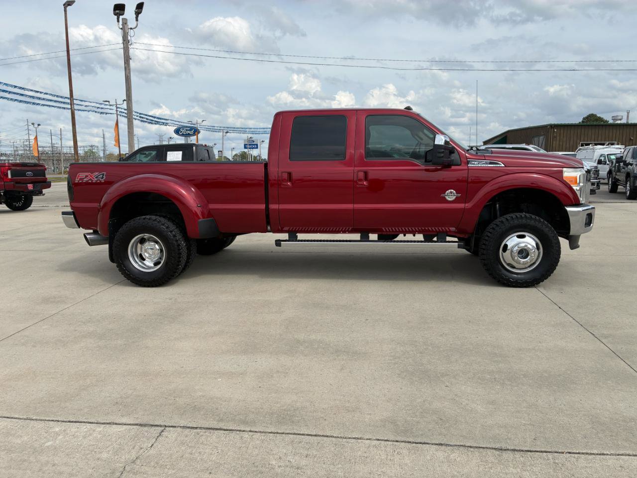 Used 2015 Ford F350 Lariat w/ Lariat Ultimate Package image 5
