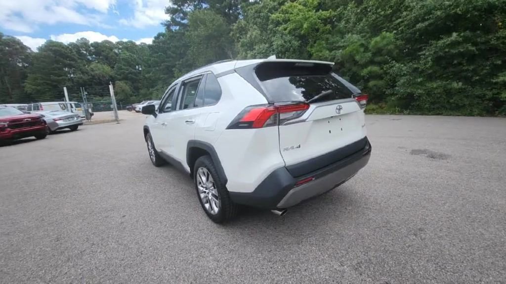 Used 2021 Toyota RAV4 Limited image 3