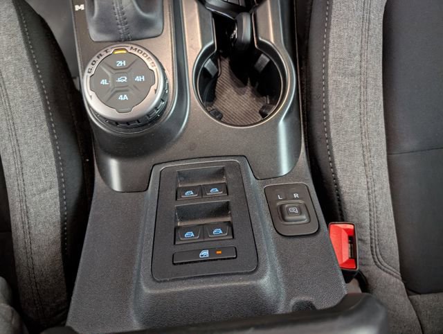 Used 2023 Ford Bronco Big Bend w/ Sasquatch Package AWD/4WD image 22