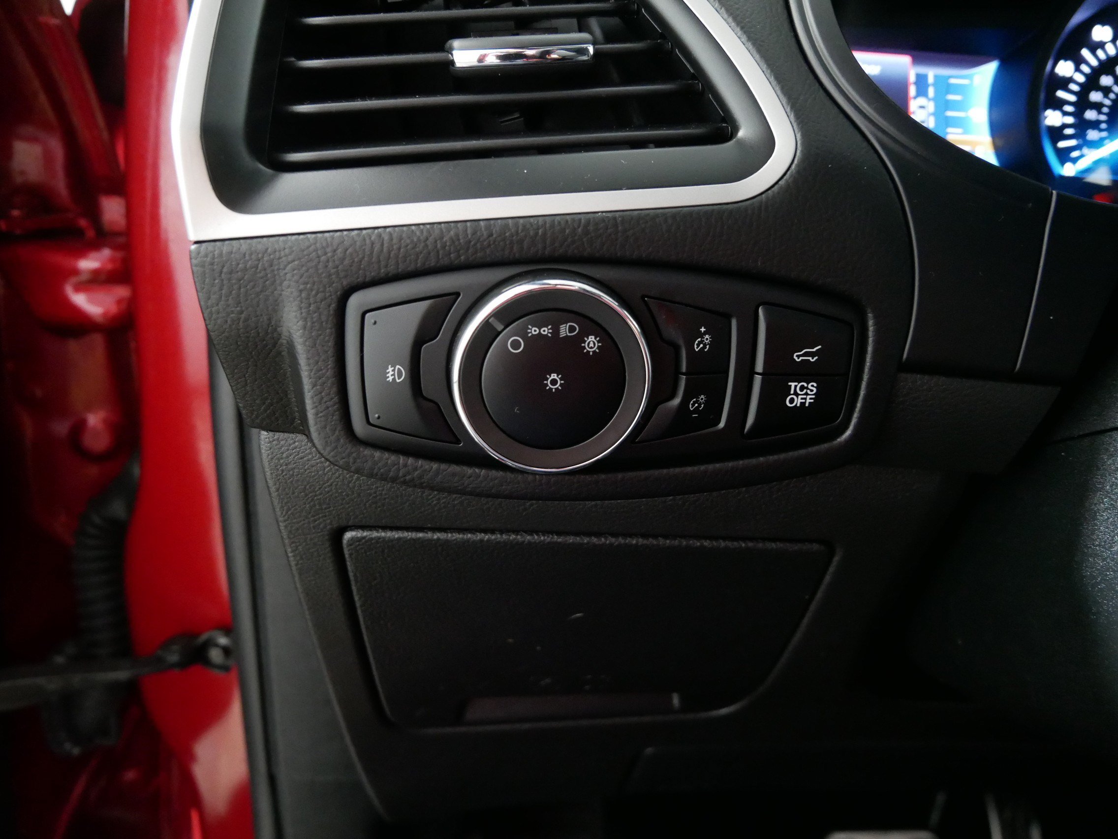 Used 2024 Ford Edge ST-Line AWD/4WD image 26