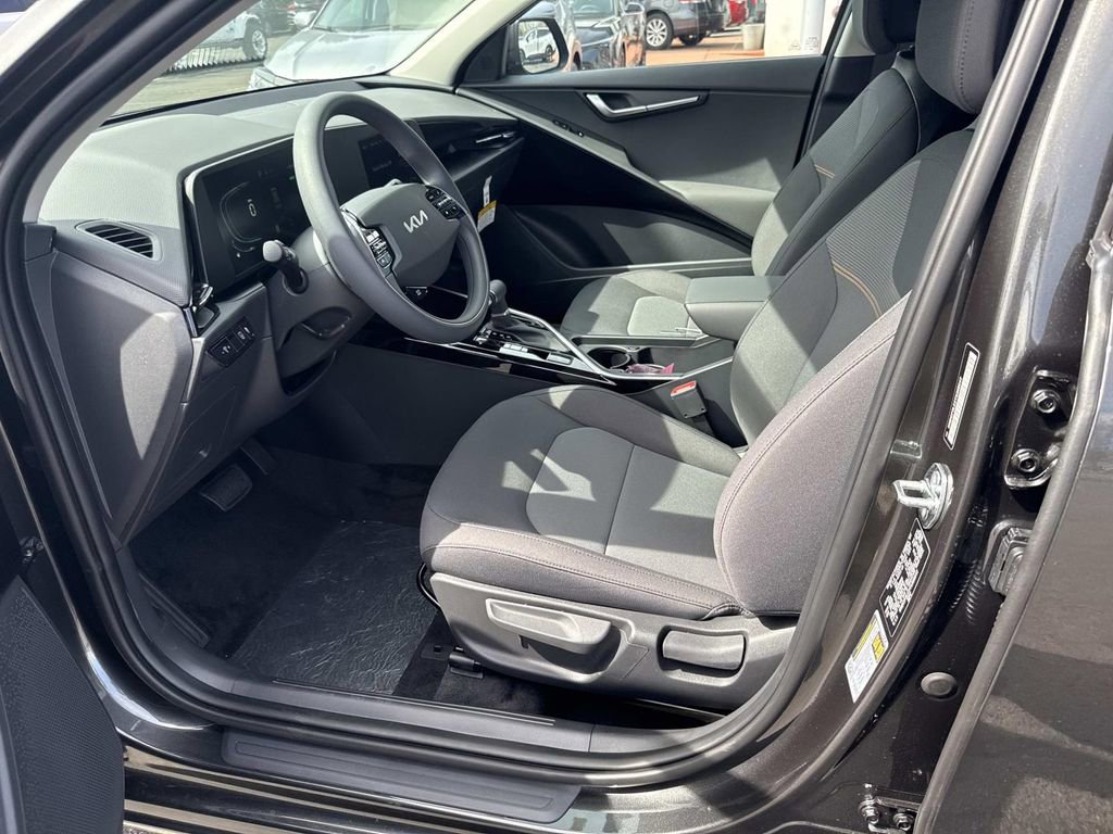 New 2026 Kia Niro LX FWD image 9