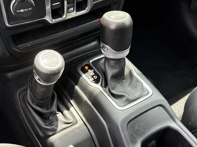 Used 2022 Jeep Wrangler Unlimited Sport AWD/4WD image 52