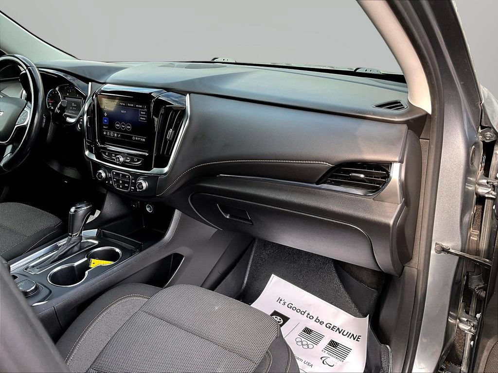 Used 2020 Chevrolet Traverse LT AWD/4WD image 30