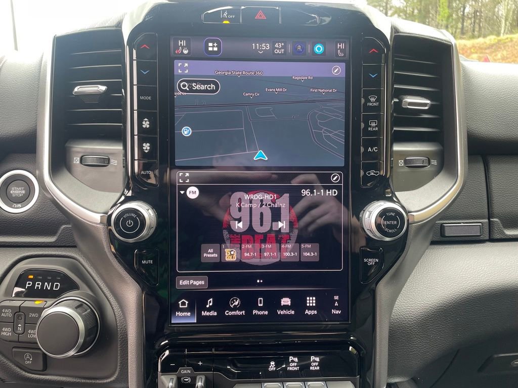 New 2026 RAM 1500 4x4 Crew Cab image 14