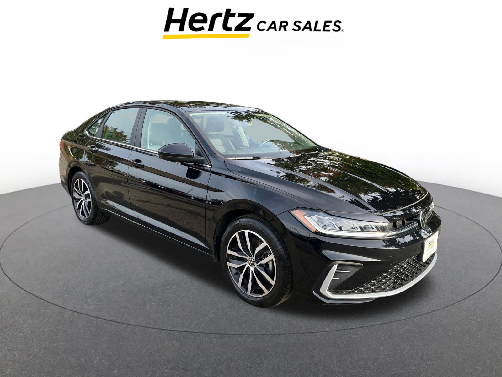 Used 2025 Volkswagen Jetta SE image 1