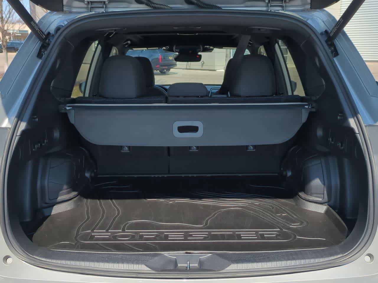 Used 2025 Subaru Forester Premium w/ Convenience Package #1 AWD/4WD image 33