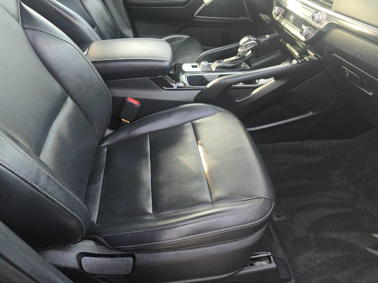 Used 2022 Kia Telluride S image 22