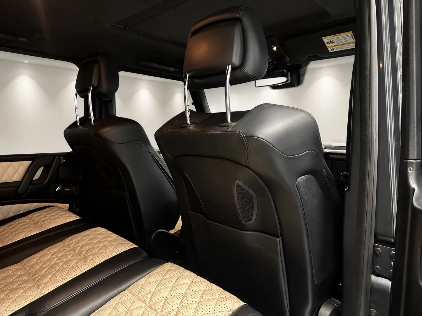 Used 2016 Mercedes-Benz G 65 AMG 4MATIC image 16