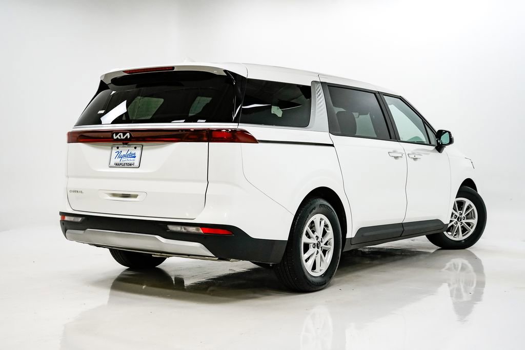 Certified 2024 Kia Carnival LX image 30