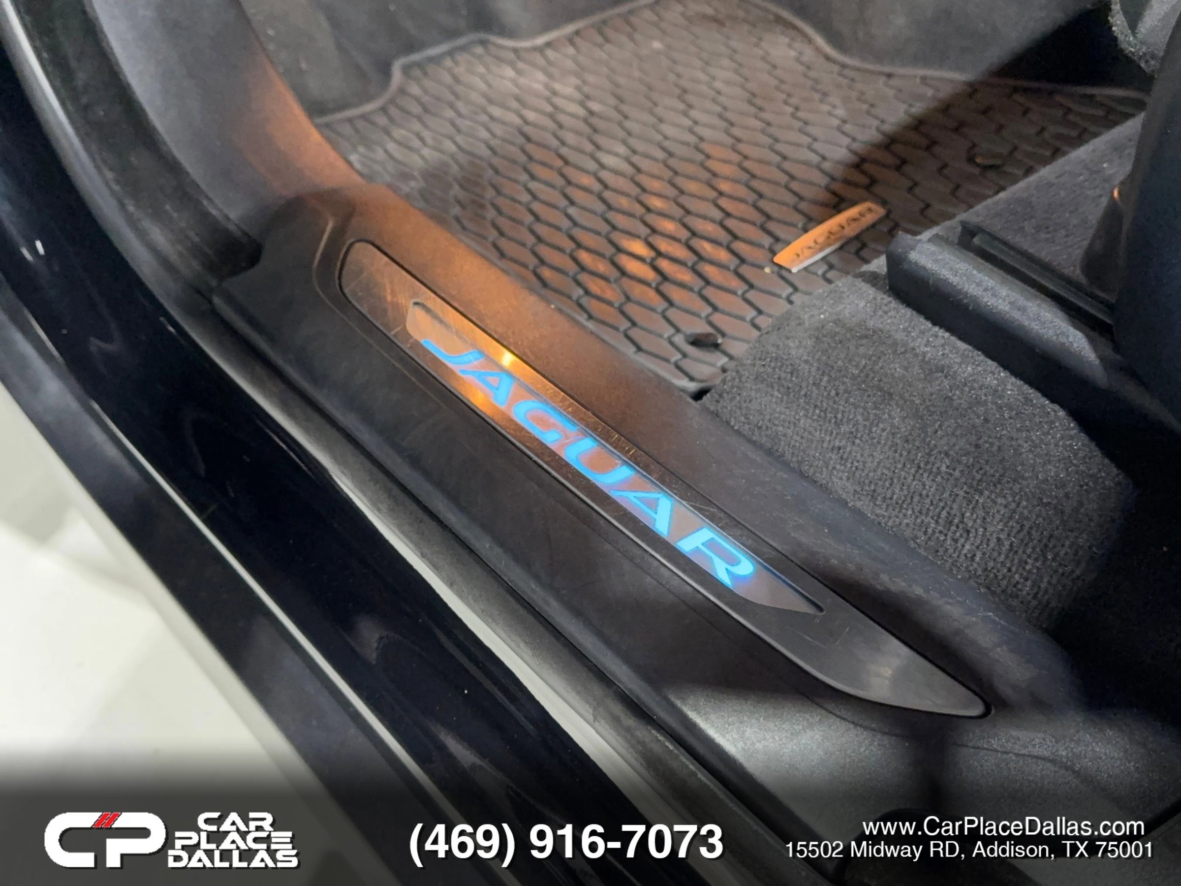 Used 2020 Jaguar F-PACE Prestige image 16