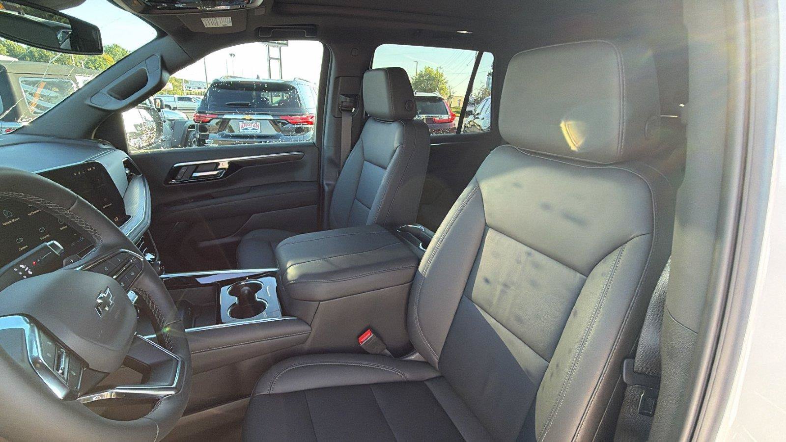 New 2026 Chevrolet Tahoe Z71 w/ Comfort Package AWD/4WD image 17