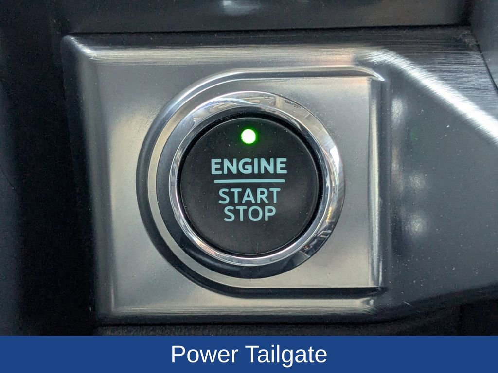 Certified 2022 Ford F150 Lariat w/ Equipment Group 502A High image 32