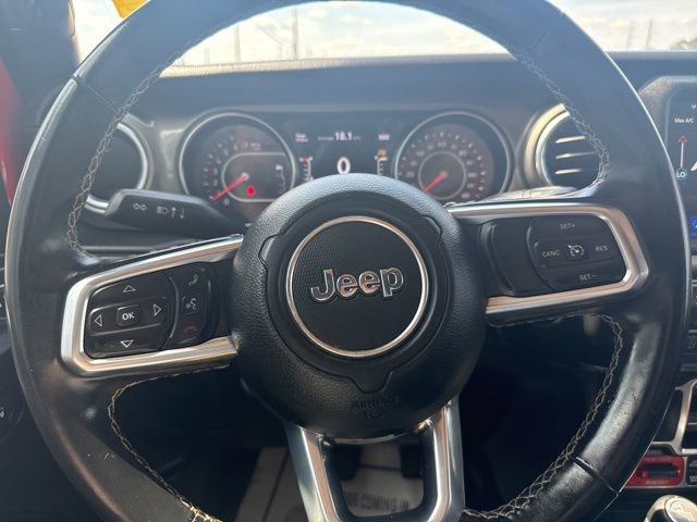 Used 2021 Jeep Gladiator Rubicon AWD/4WD image 16