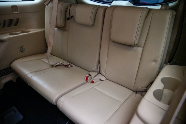 Used 2018 Toyota Highlander XLE image 17