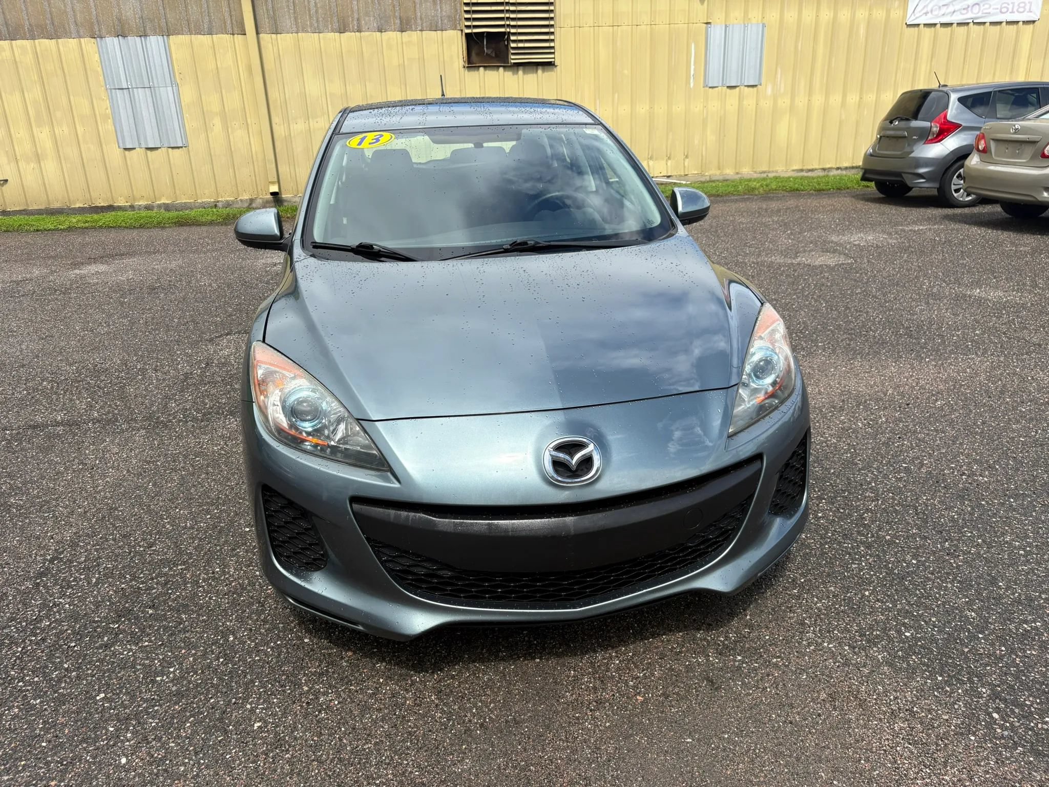 Used 2013 MAZDA MAZDA3 i Touring FWD image 3