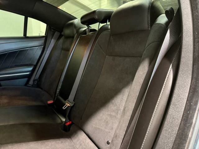 Used 2022 Dodge Charger Scat Pack RWD image 27