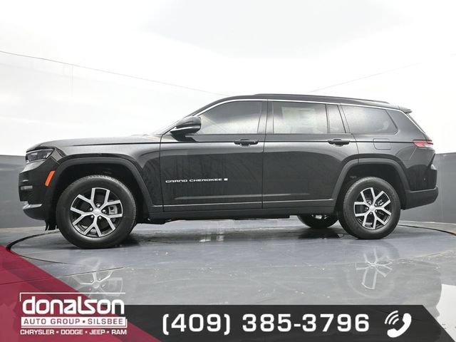 New 2024 Jeep Grand Cherokee L Limited RWD image 17