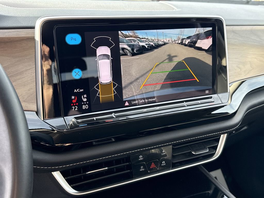 Used 2024 Volkswagen Atlas SE image 38