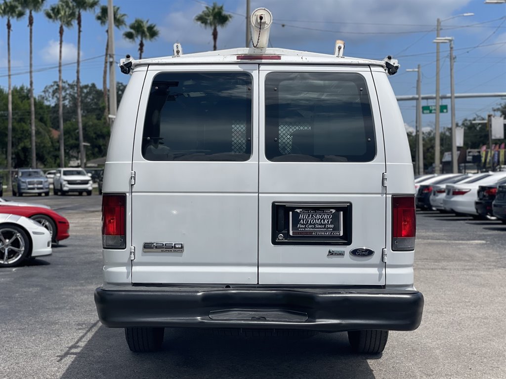 Used 2009 Ford E-250 and Econoline 250 Extended RWD image 9