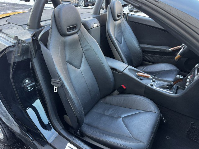 Used 2009 Mercedes-Benz SLK 350 image 26