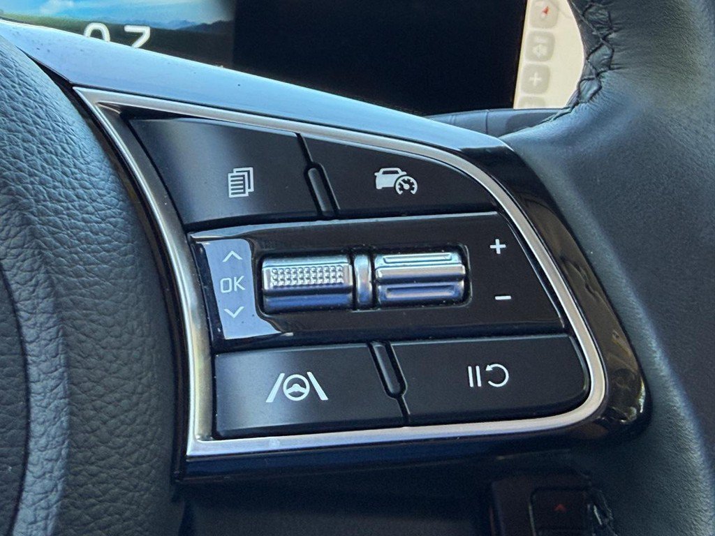 Used 2024 Kia Seltos X-Line AWD/4WD image 17