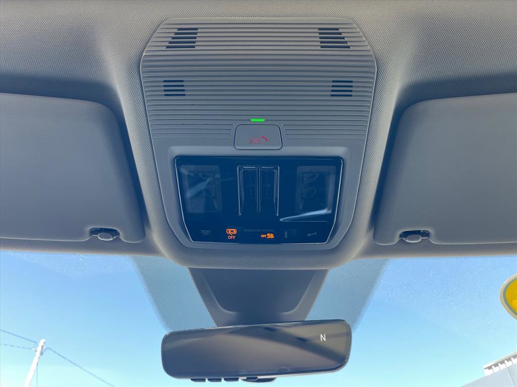 Used 2024 Volkswagen Atlas SEL Premium R-Line image 20