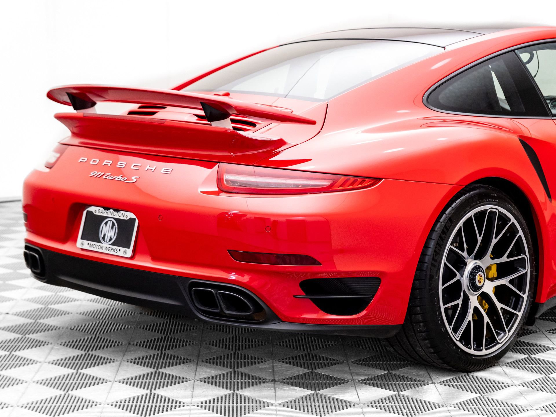 Used 2014 Porsche 911 Turbo S image 33