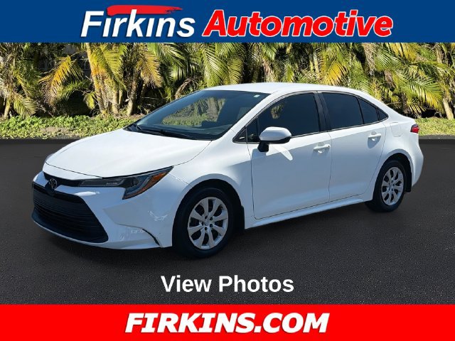Used 2025 Toyota Corolla LE FWD image 1