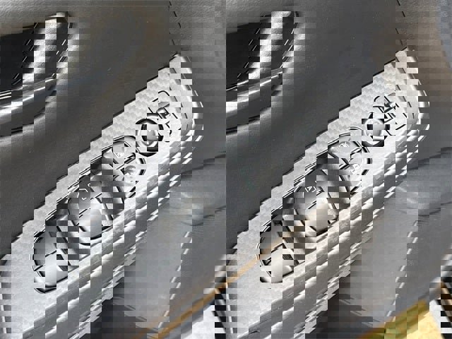 Certified 2024 Nissan Sentra S image 19