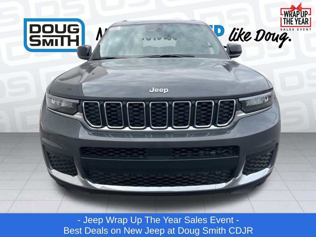 New 2025 Jeep Grand Cherokee L Laredo w/ Trailer Tow Package image 2