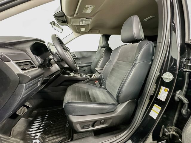 Used 2024 Mitsubishi Outlander SE AWD/4WD image 18