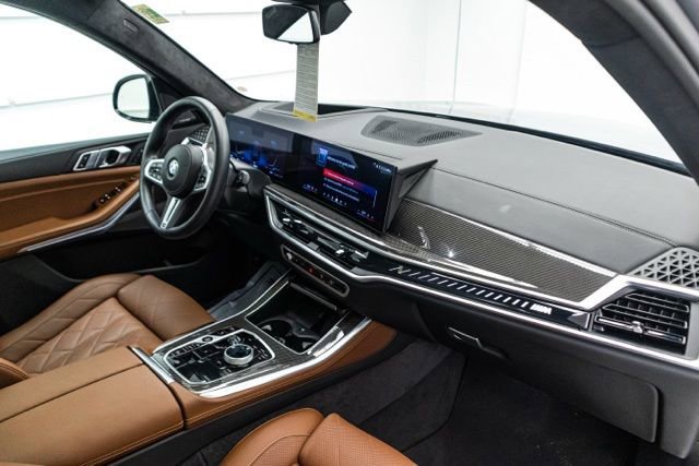Used 2026 BMW X5 M60i image 15