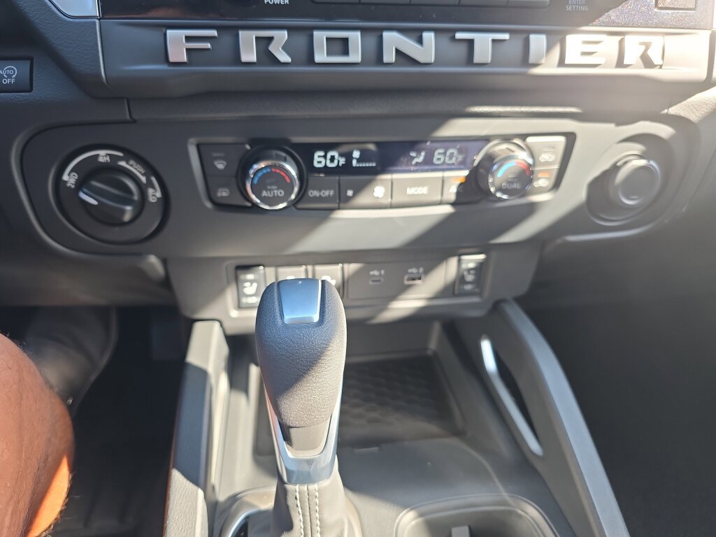 New 2026 Nissan Frontier SV w/ SV Convenience Package image 11