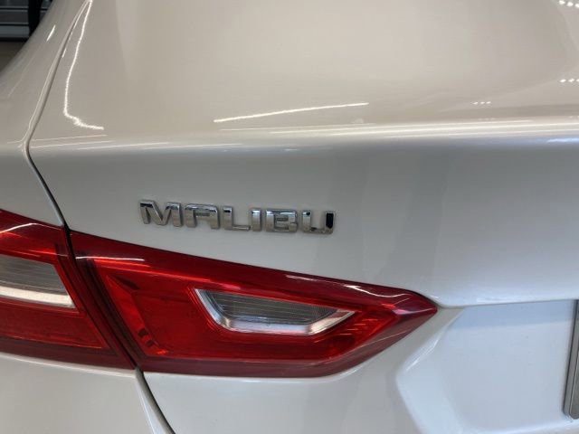 Used 2016 Chevrolet Malibu LT FWD image 8