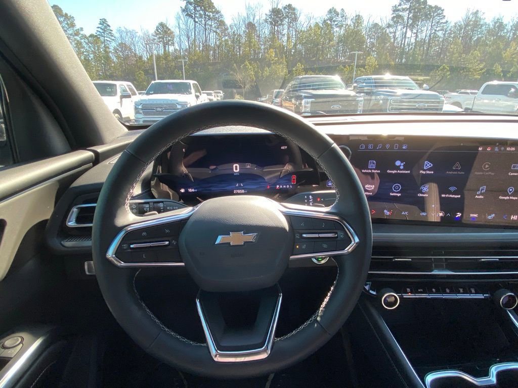 Used 2024 Chevrolet Traverse LS image 13