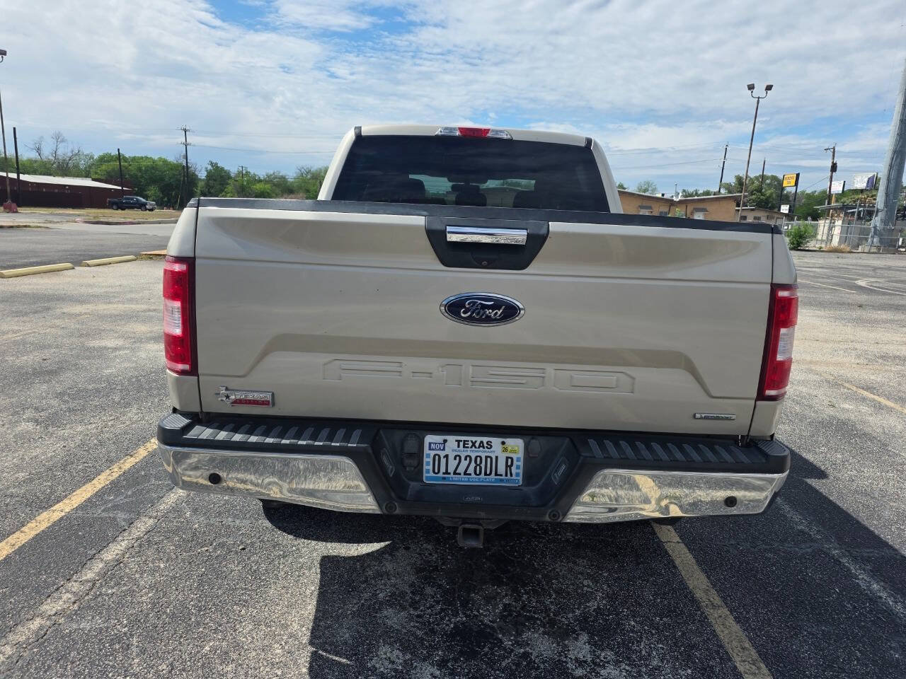 Used 2018 Ford F150 XLT w/ Equipment Group 302A Luxury RWD image 5