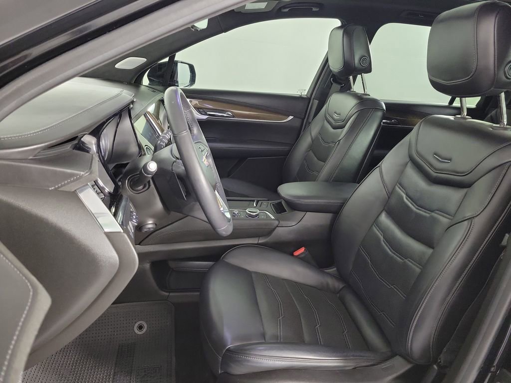 Used 2020 Cadillac XT6 Premium Luxury w/ Platinum Package image 17