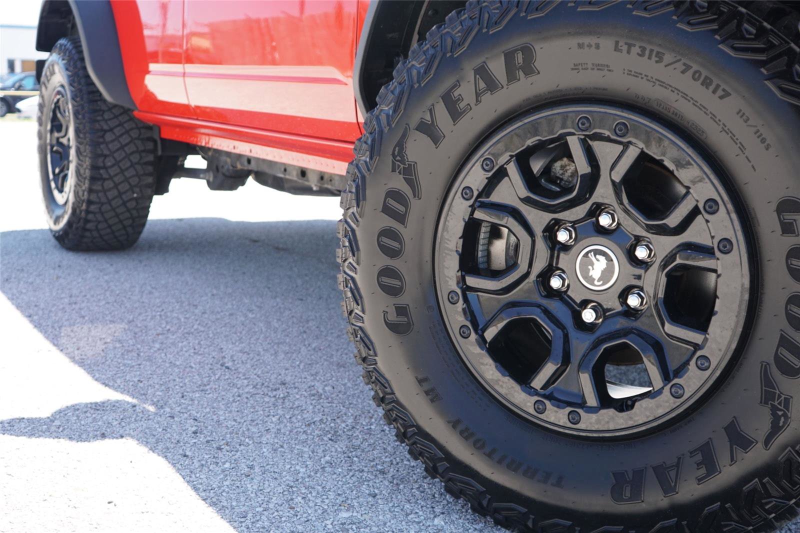 Used 2023 Ford Bronco Wildtrak AWD/4WD image 2
