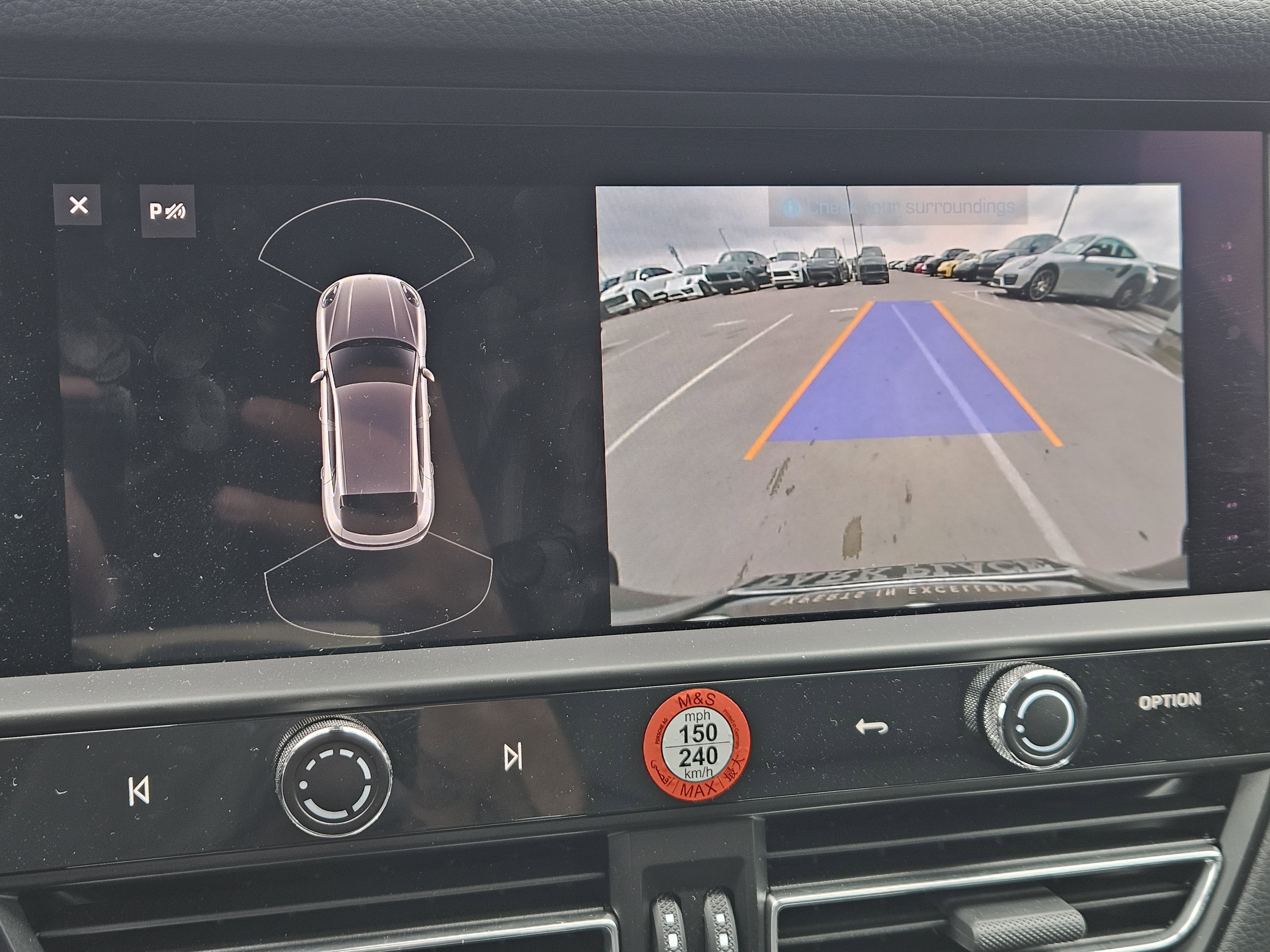 Certified 2025 Porsche Macan image 18