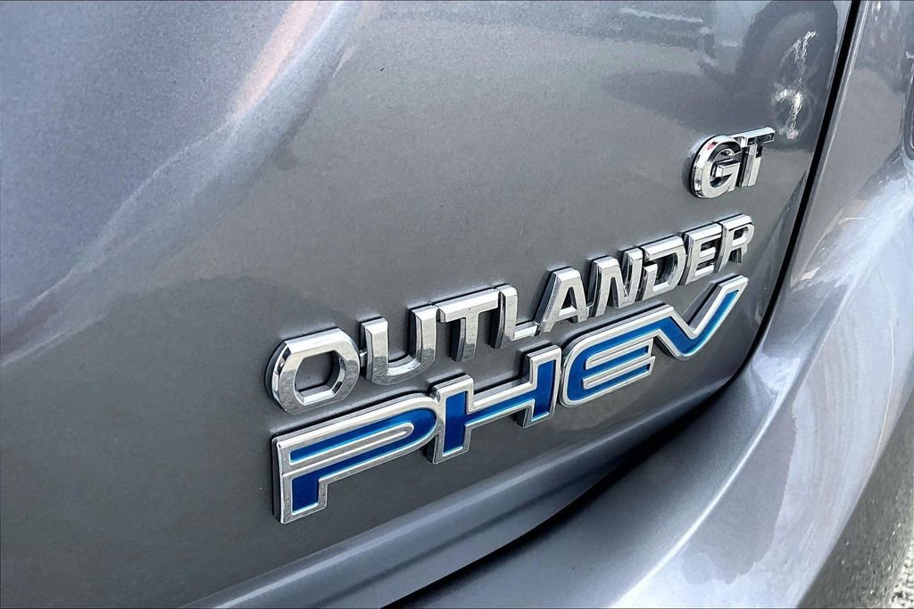 Used 2018 Mitsubishi Outlander GT image 23